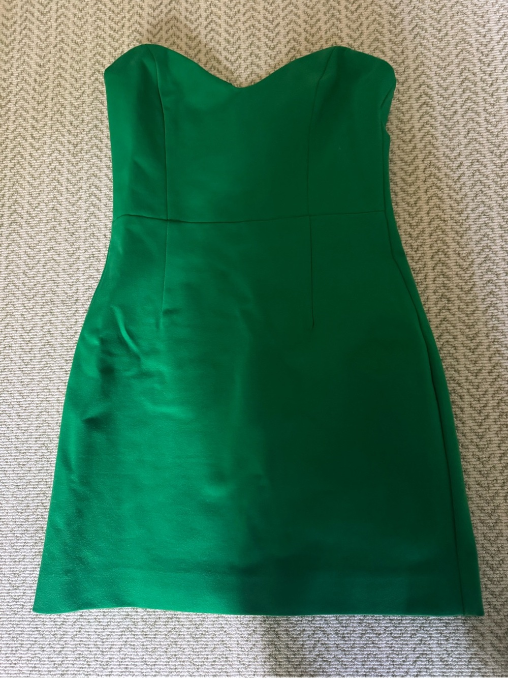 Elliatt Strapless Emerald Green Sheath Dress